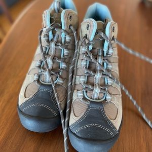 Clarks, Size 8, hiking shoe